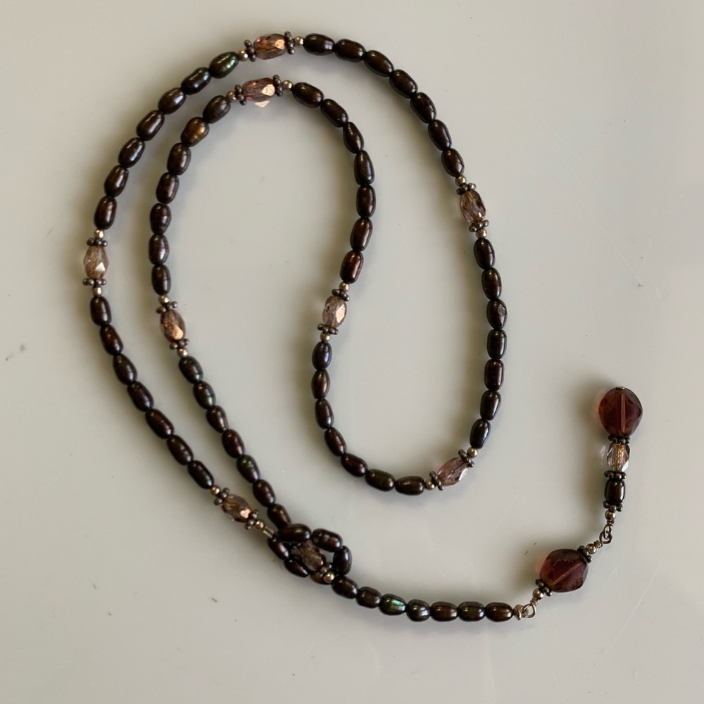 Beautiful Boho beaded lariat in chocolate brown!💖